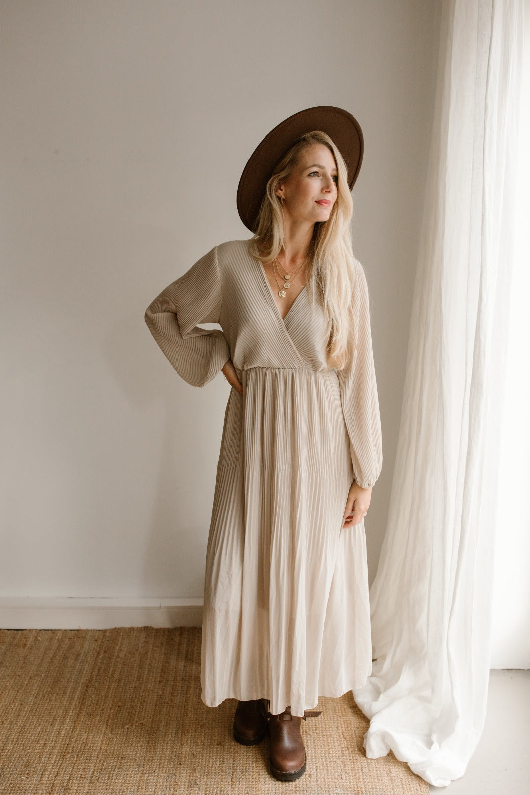 Kleid Fem Creme